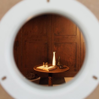 Alice through the Keyhole