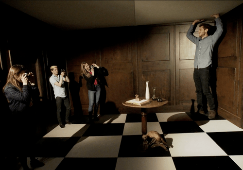 alice through the keyhole